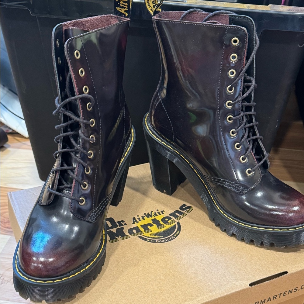 Dr. Martens Kendra Boots